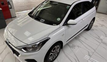 
									2021 HYUNDAI i20 1.2 FLUID full								