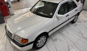 
									1994 MERCEDES-BENZ C180 CLASSIC full								