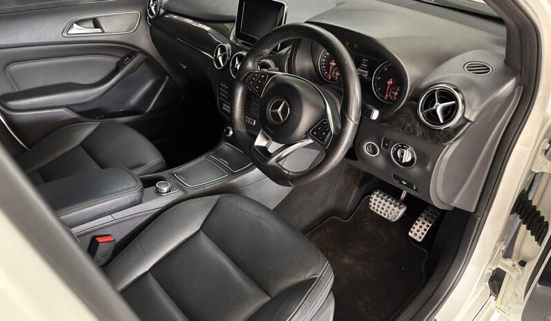 
								2015 MERCEDES-BENZ B 200 CDI AMG A/T full									